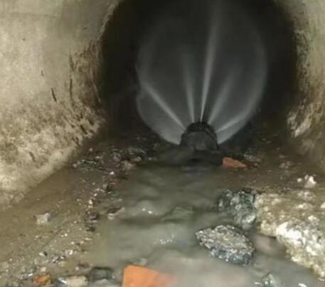 千家镇市政管道清淤