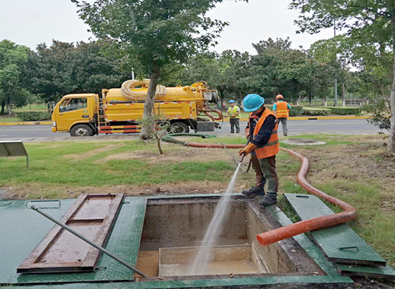 千家镇化油池清理
